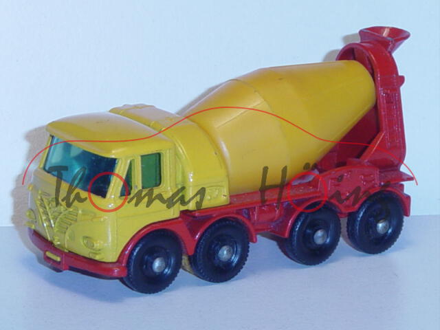 Forden Concrete Truck, maisgelb/feuerrot, mit drehbarer Trommel, Matchbox Series