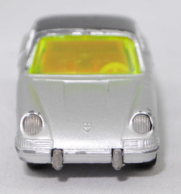 00002 Porsche 911 E Targa (F-Modell bzw. Urmodell, B-Serie, Modell 1968-1969), silber, Lenkrad weiß, Dach schwarz, Bpr. V234, Germ, Verglasung gelbgrün, R10, SIKU, 1:60, m-