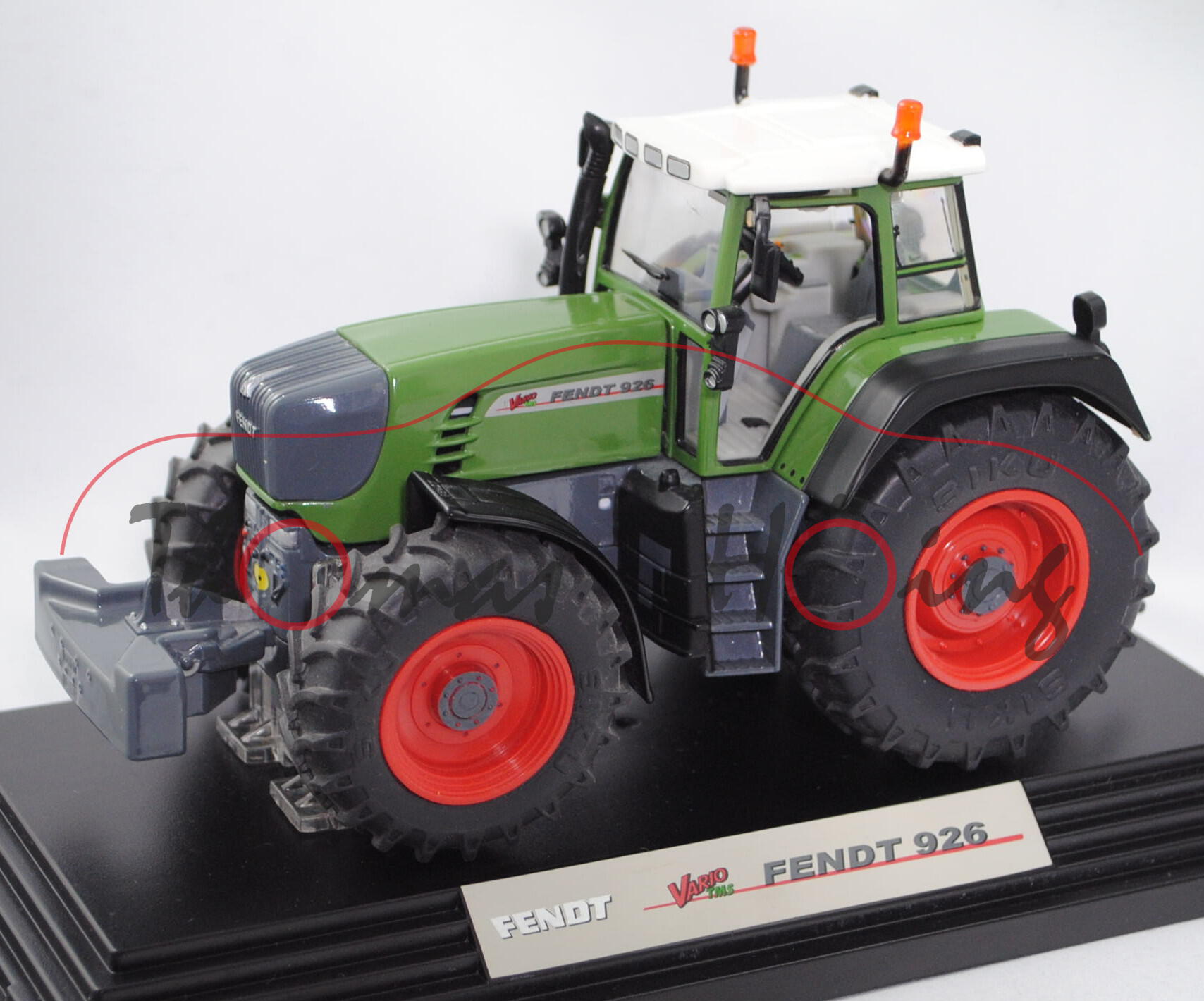 00000 Fendt 926 Vario TMS (2. Gen., Mod. 02-06), resedagrün, SIKU FARMER+, 1:32, PC-Box (gebrochen)