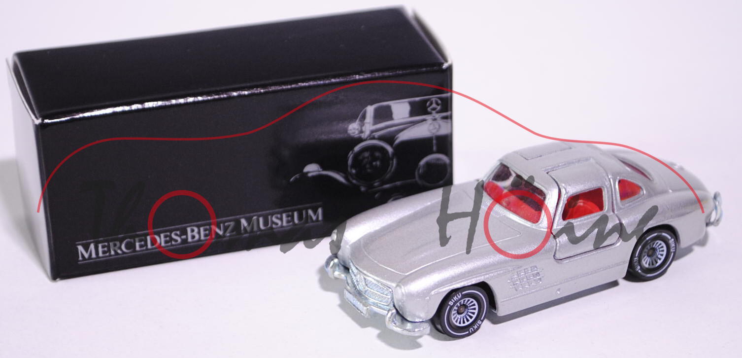 Mercedes 300 SL (Baureihe W 198), Modell 1954-1957, silbergraumetallic, innen rot, Lenkrad rot, B4, 