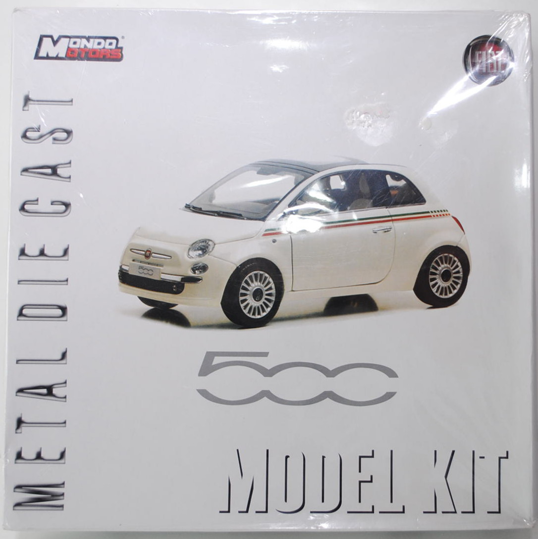 Fiat 500, Modell 2007-, gelato weiß, Bausatz, MondoMotors, 1:18, mb