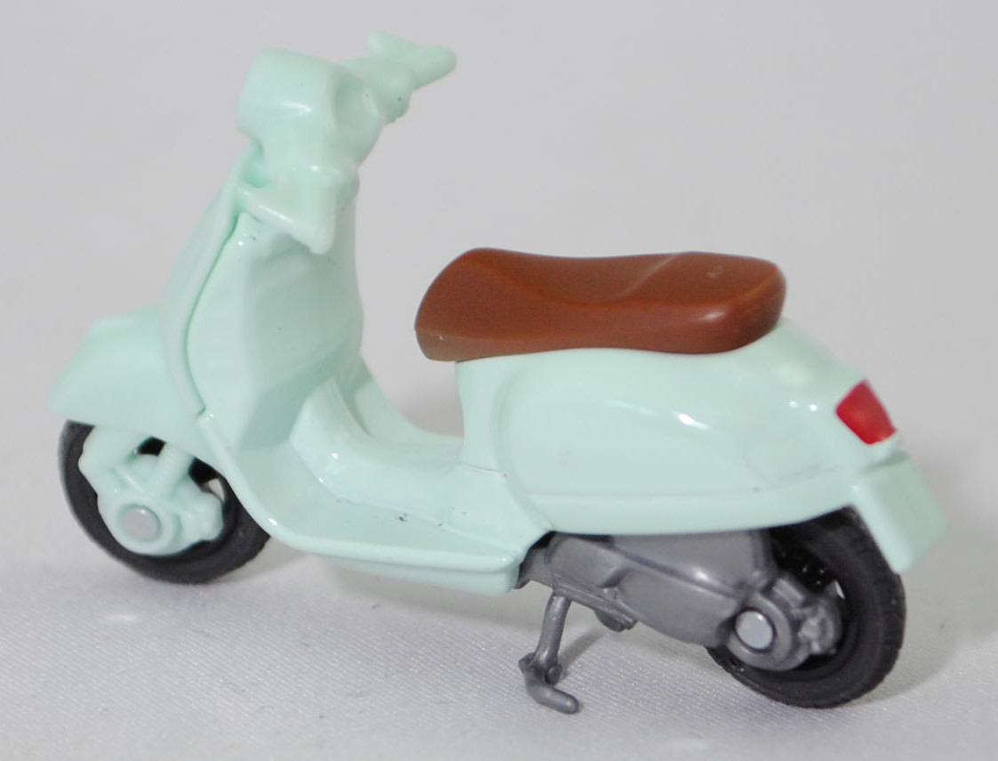 00000 Vespa 125 GTS Super (6. Generation, Baureihe GTS, Modell 2019-), Frontschild mit Fahrgestell blass-lichtgrün (grün relax VK), SIKU SUPER, 1:34, P29f