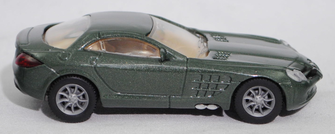00007 Mercedes-Benz SLR McLaren (1. Generation, C 199, Modell 2004-2008), hell-chromoxydgrünmetallic, Bpr. 1004, B25a / B25b silbergrau, SIKU SUPER, 1:55, m