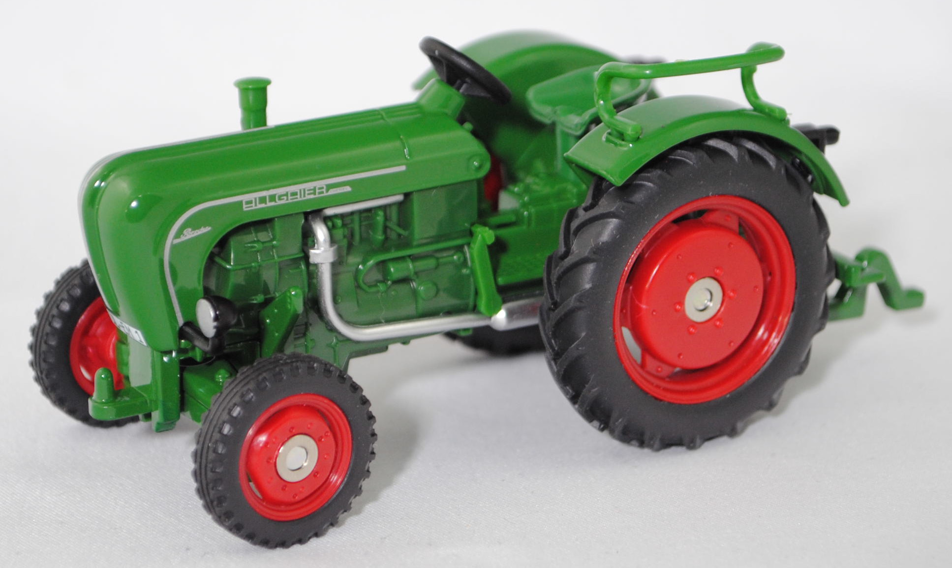 00401 Allgaier Diesel-Ackerschlepper A 133 System Porsche (Modell 1952-1955), smaragdgrün, Felgen signalrot, SIKU FARMER CLASSIC 1:32, L17mpK (Limited Edition)