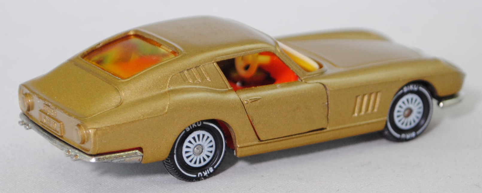 00005 Ferrari Berlinetta 275 GTB (Tipo 563, 2. Serie, Long Nose / Lange Nase, Modell 1965-1966), goldmetallic, Frontscheinwerfer integriert, Bpr. 1012, W-Germ, R11, SIKU SUPER, 1:56, m
