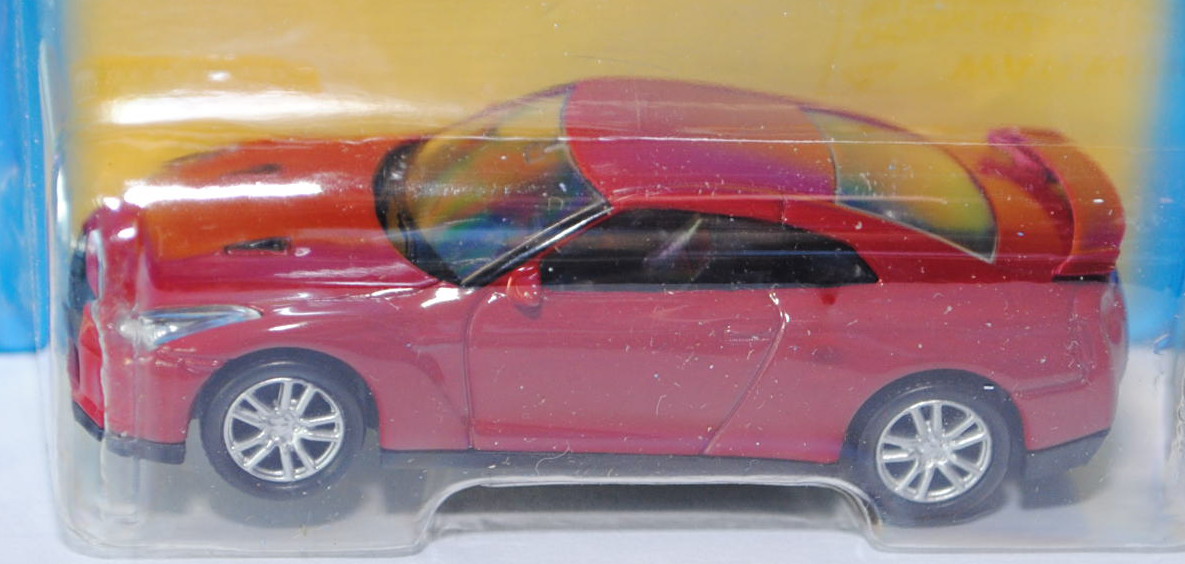 Nissan GT-R (R35), rubinrot, innen schwarz, Free Wheel, Unifortune RMZ City, 1:64 (3 inches Scale Mo