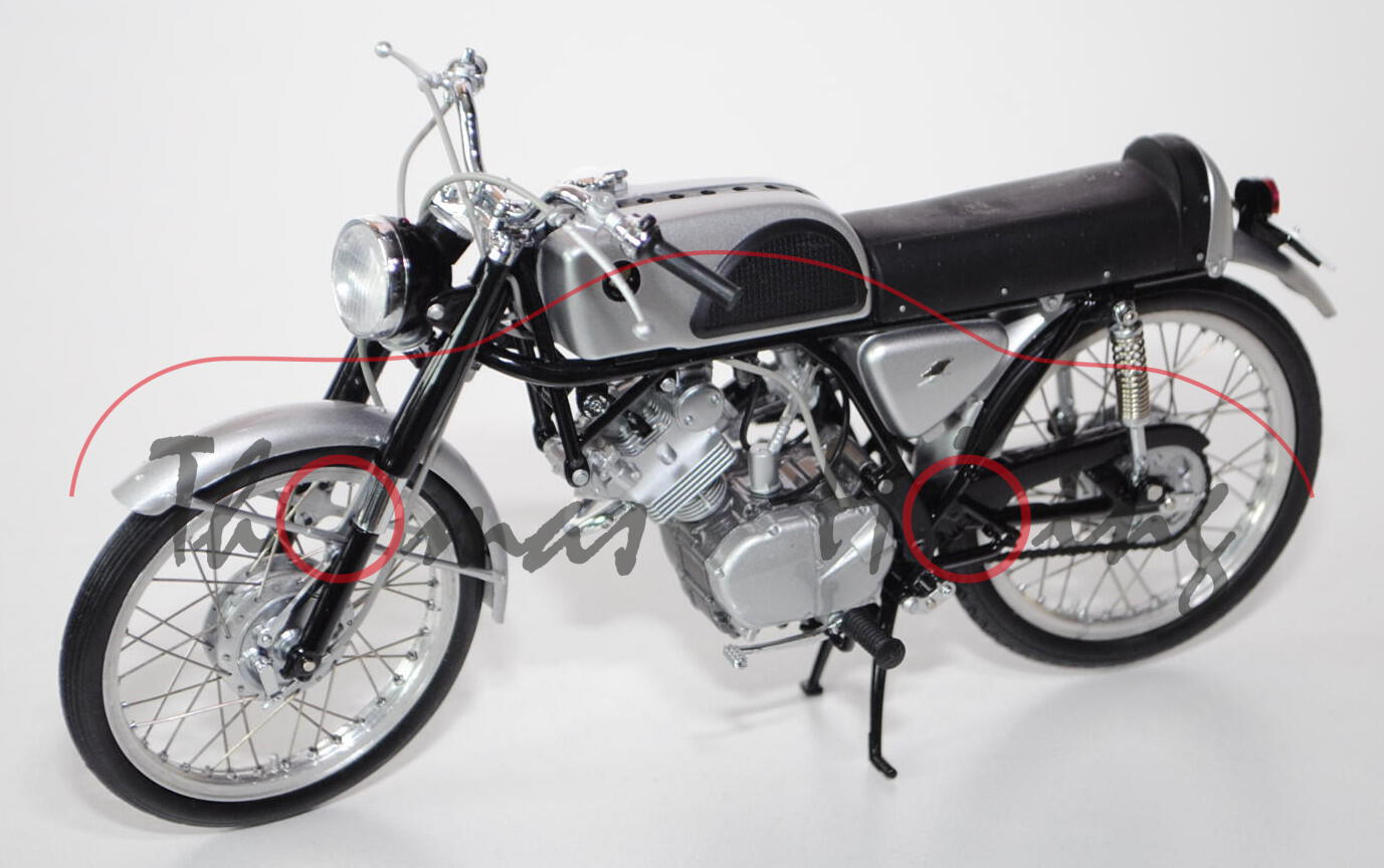 Honda CR110 Street, Modell 1962, schwarz/silber, EBBRO Premium Collection, 1:10, mb