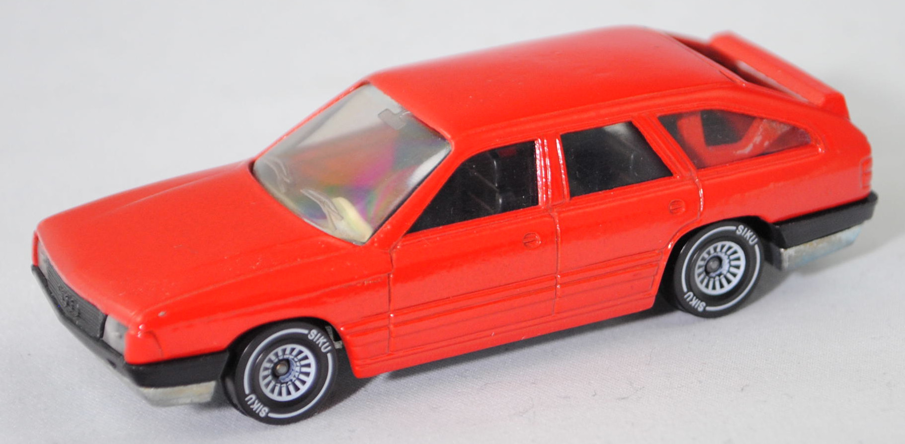 00003 Audi 100 Avant 2.1 (3. Generation, C3, Typ 44, Vorfacelift (Vfl), Modell 1983-1984), verkehrsrot, SIKU SUPER, 1:56, m-