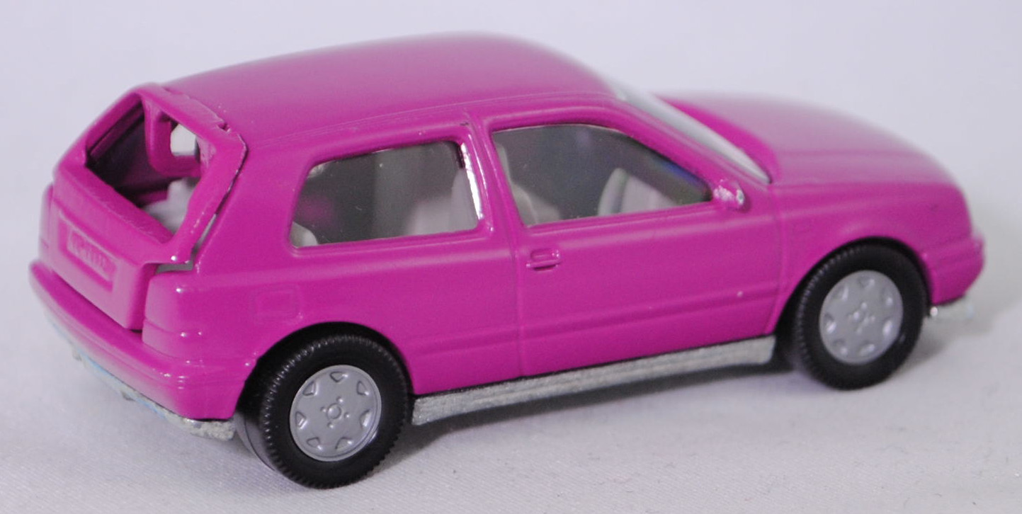 00000 VW Golf III 1.8 GL (Typ 1H, Vorfacelift, Modell 1991-1994), verkehrspurpur, innen grau, Lenkrad schwarz, Chassis chrom, Germ, Bpr. ohne Artikelnummer, SIKU SUPER, 1:56, m-