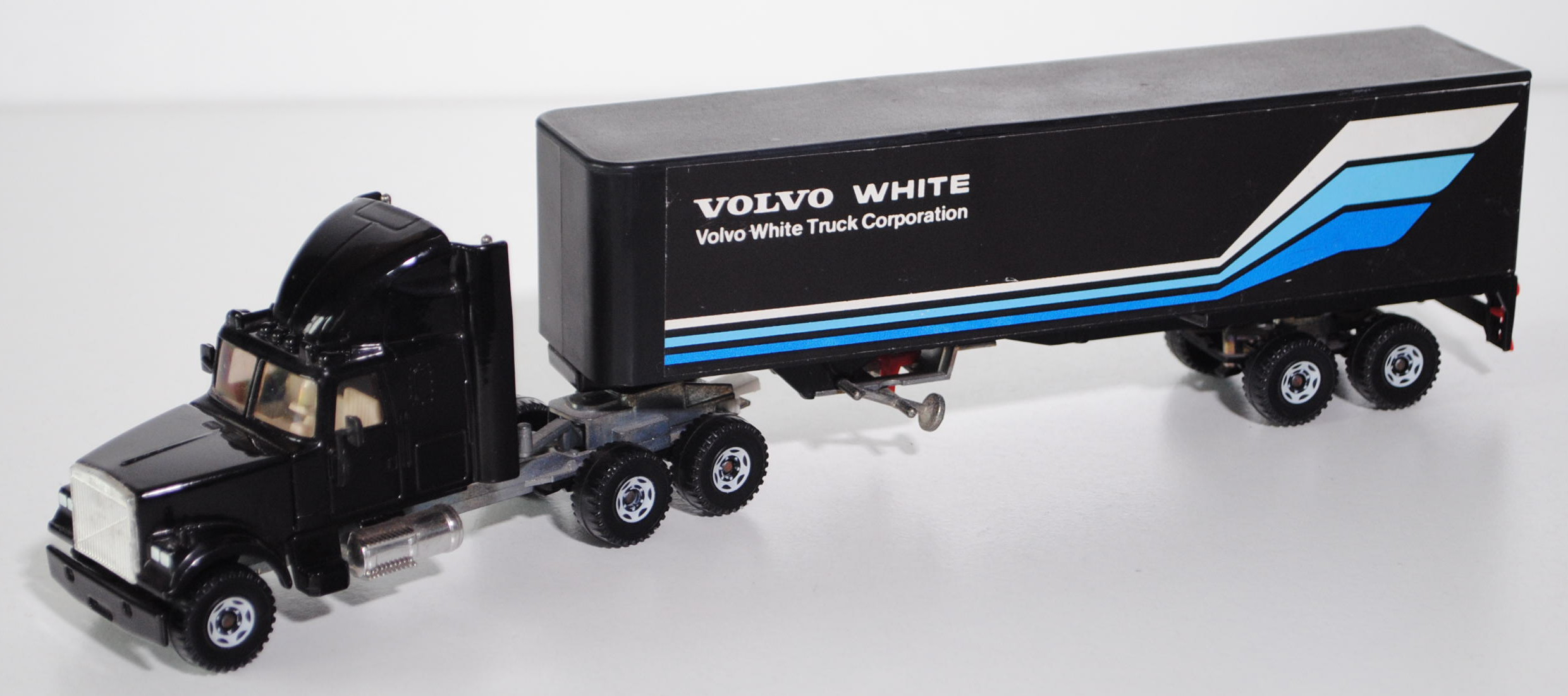 Volvo WHITE INTEGRAL SLEEPER (Modell 1984-1988) Fernlastzug, schwarz, Stoßstange schwarz, Chassis c