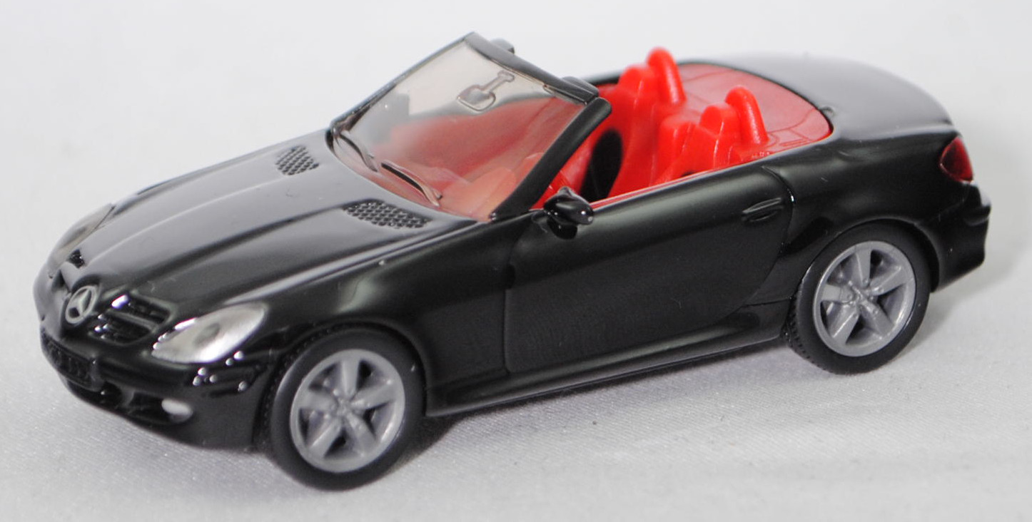 00004 Mercedes-Benz SLK 350 (interne Baureihenbezeichnung R 171, Vor-MoPf, Modell 2004-2008), schwarz, innen rot/schwarz, Bpr. 1002, SIKU SUPER, 1:55, m