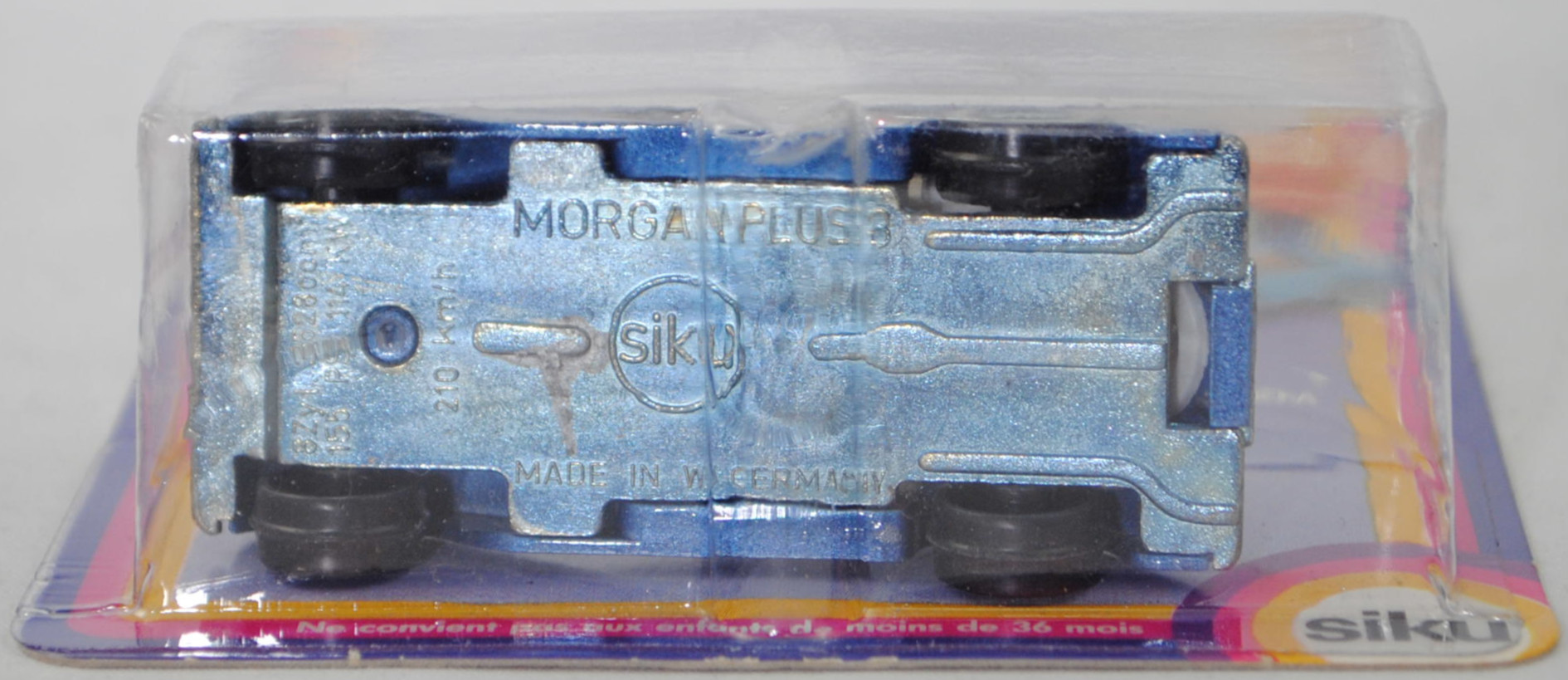 00000 Morgan Plus 8 3.5 V8 (1. Generation, Modell 1981-1987), hell-violettblaumetallic, innen reinweiß, W-Germ, ohne CE-Zeichen, B4, SIKU SUPER, 1:52, P20