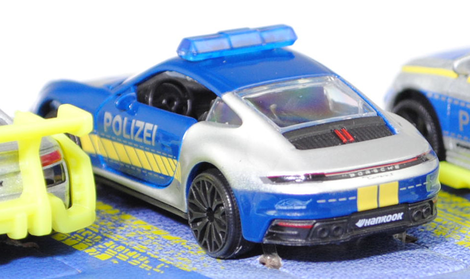 Giftpack POLIZEI Tune it Safe: VW ID. Buzz Pro + VW Golf VII GTI + Porsche 911 Carrera S Coupé + Audi R8 Coupé V10 + BMW M3 Limousine, silber, majorette, mb (POLIZEI)
