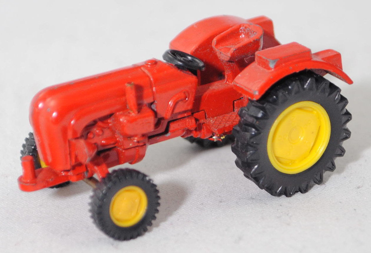 00000 PORSCHE-DIESEL STANDARD T 217 (Modell 1960-1962), verkehrsrot, mit Auspuff, Dorn der Anhängerkupplung jeweils nur oben, SIKU, 1:60, m-