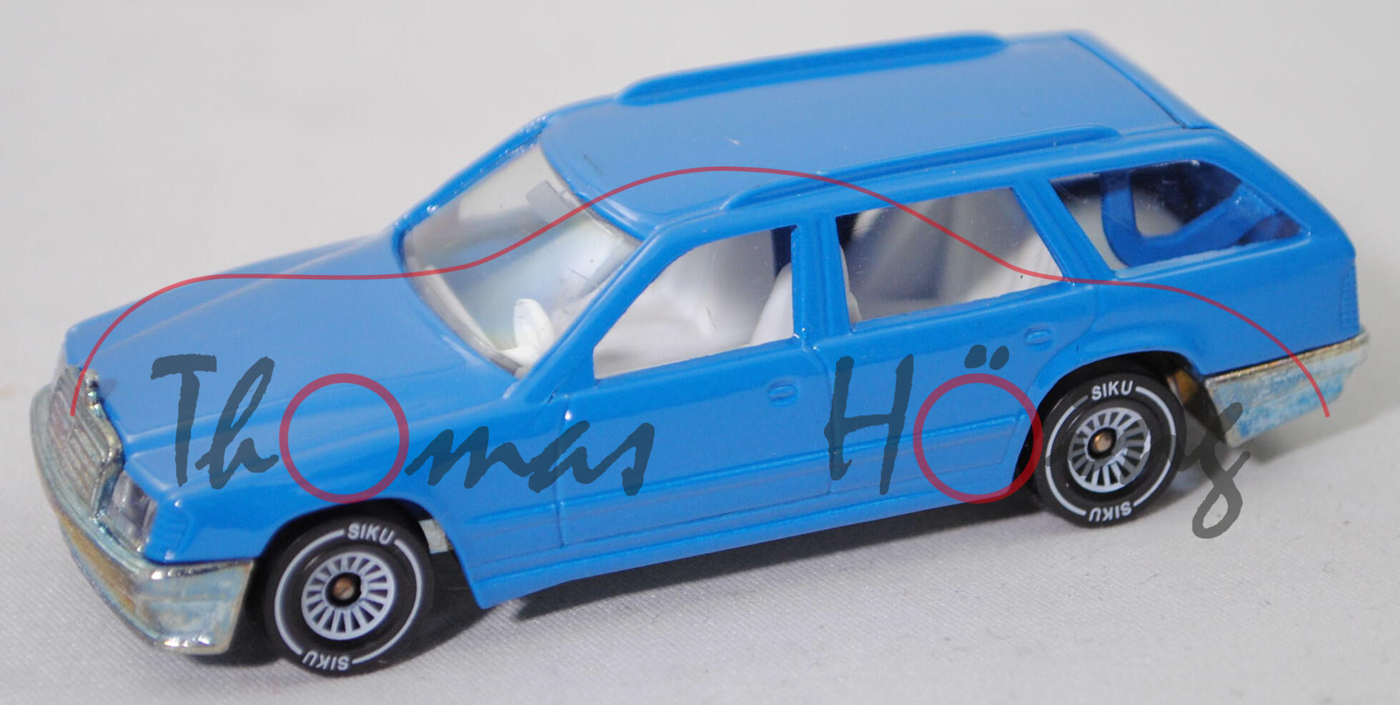 00008 Mercedes-Benz 300 TE (S 124, Modell 1985-1986), himmelblau, mit CE-Zeichen, SIKU, 1:55