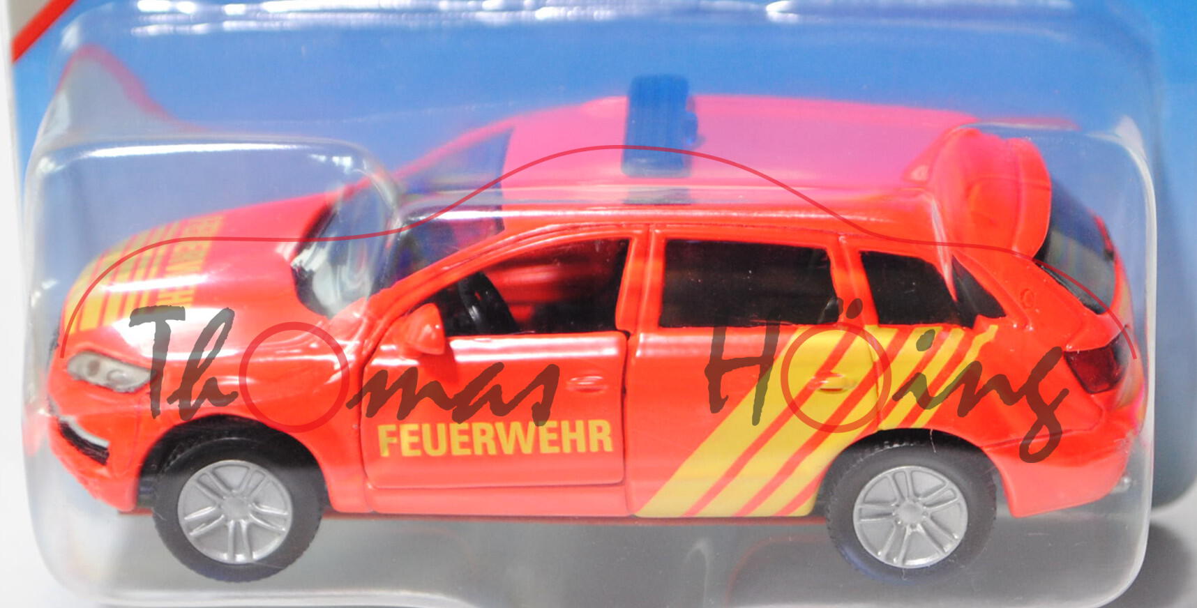 00001 Audi Q7 4.2 FSI quattro (Typ 4L, Modell 2006-2009) Feuerwehr-Einsatzleitwagen, leuchtrot, inne