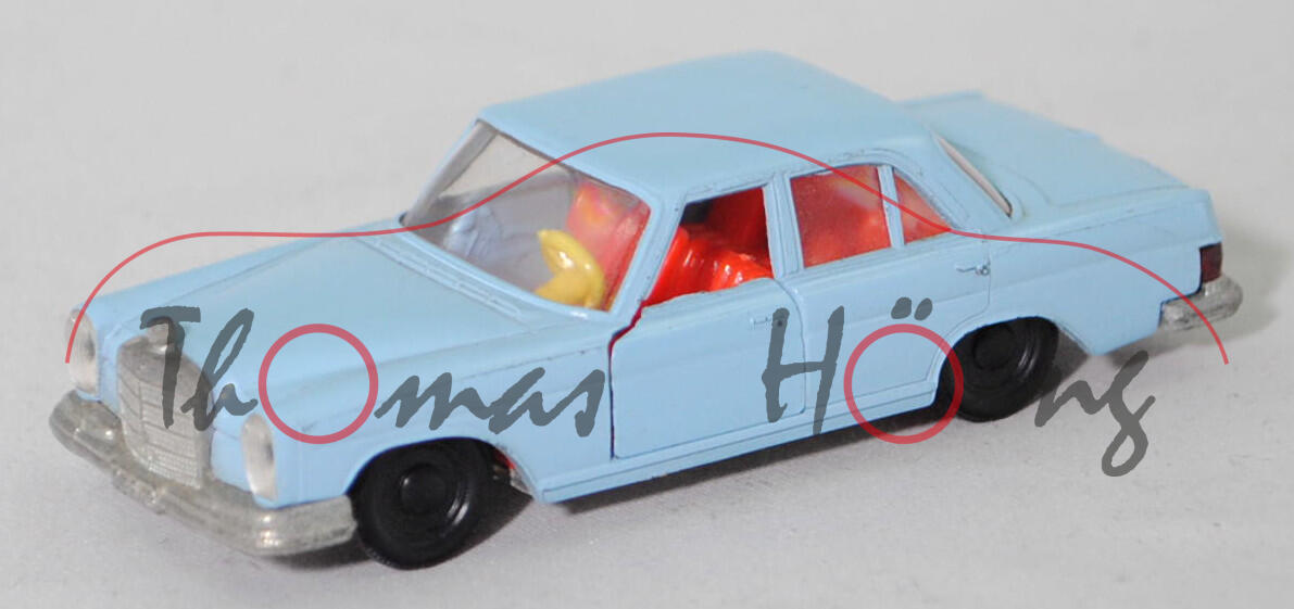 00001 Mercedes-Benz 250 S (Baureihe W 108 II, Modell 1965-1968), pastellblau, Lenkrad zinkgelb, Rückleuchten rottransparent, R1, SIKU, 1:60, m-