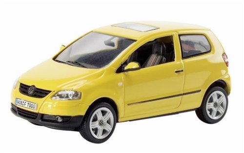 VW Fox 1.4, Modell 2005-2011, imola-gelb, Schuco, 1:43, PC-Box