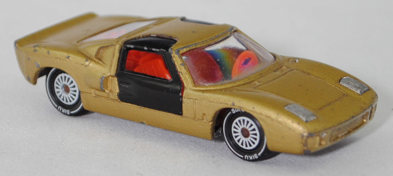 00005 Ford GT40 (Mk I bzw. Mark 1, Modell 1965-1967), Karosserie goldmetallic, Türen schwarz, Bpr. V 296 / W-Germ, Verglasung klar, R11 gerillt, SIKU SUPER, 1:57, m-