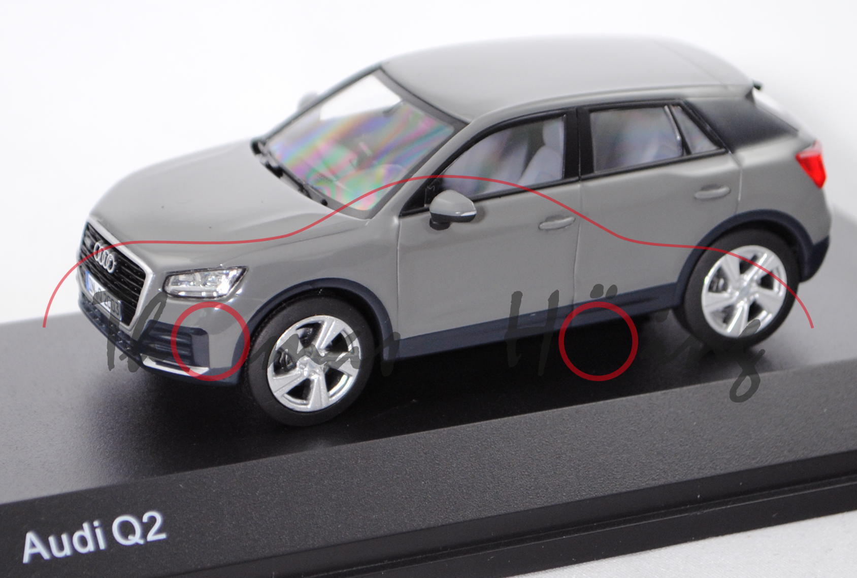 Audi Q2 (Typ GA, Modell 2016-), quantumgrau, iScale, 1:43, Werbeschachtel