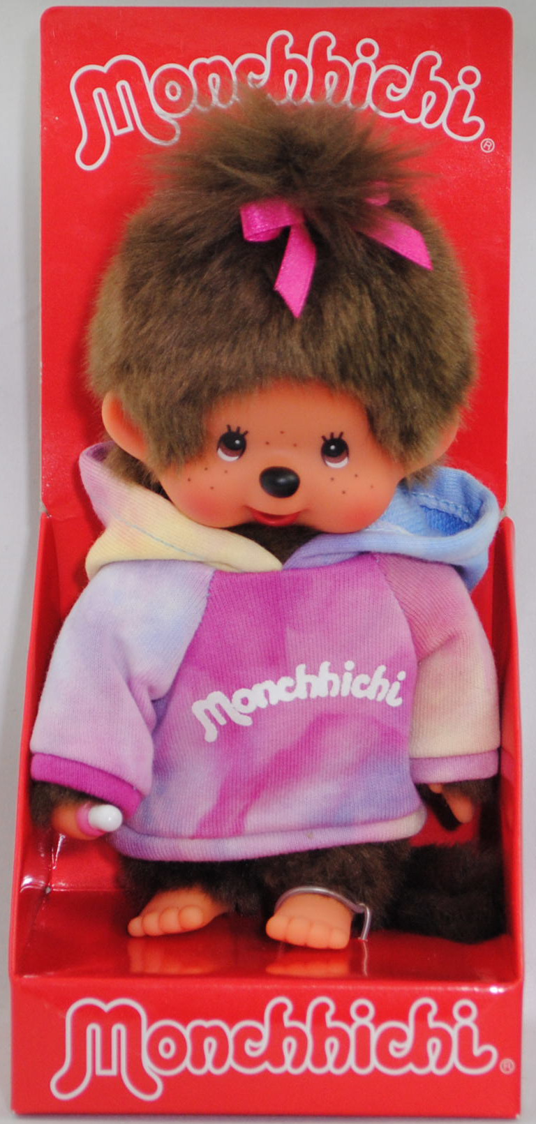 Monchhichi Tie-and-Dye Sweatshirt Girl (Monchhichi Mädchen mit Shirt im Batikmuster), 20 cm groß, Sekiguchi (Limited Edition für BANDAI) (EAN 3701405807023)