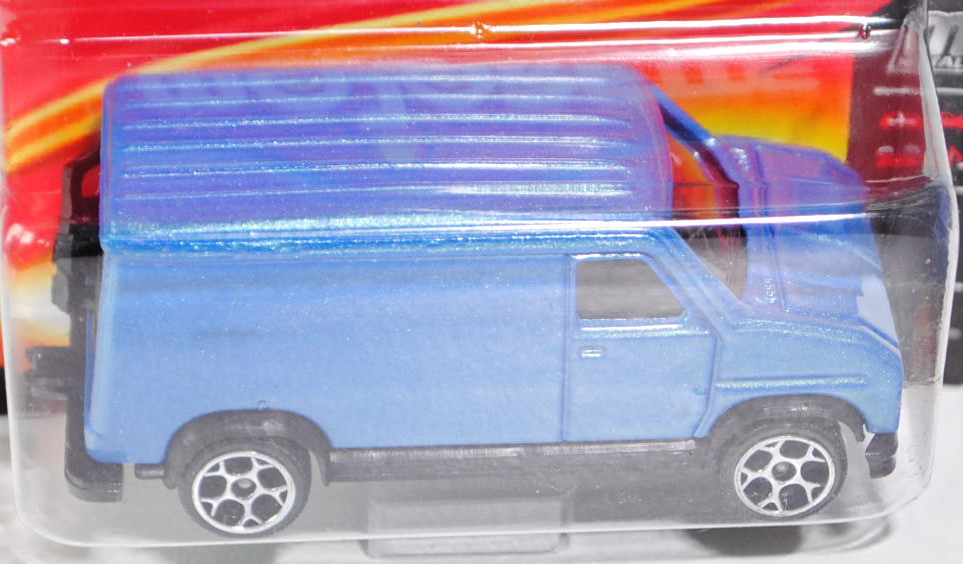 Fourgon (Nr. 279/234), brillantblaumetallic, Hecktüren zu öffnen, majorette, 1:65, Blister