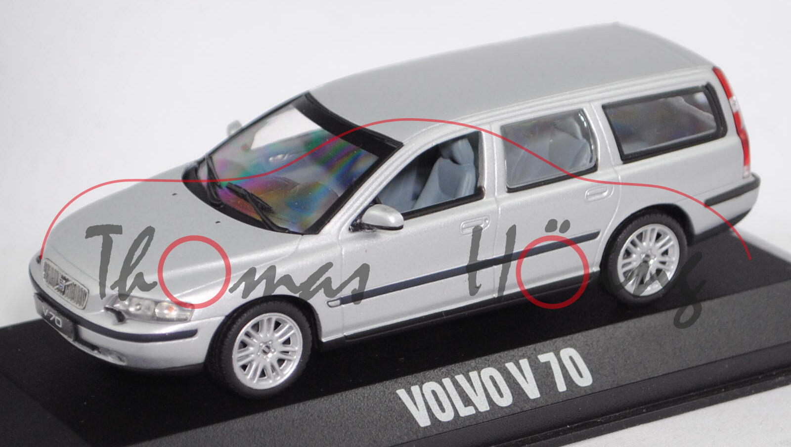 Volvo V70 (2. Generation, Typ S, Mod. 2000-2004), silber, Minichamps, 1:43, PC-Box (Limited Edition)