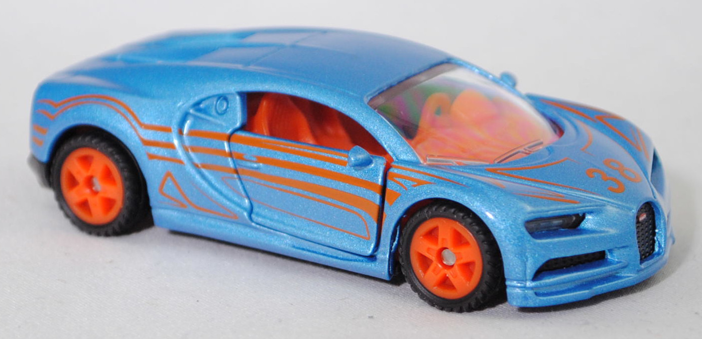00002 Bugatti Chiron (1. Generation, BG744, Modell 2016-2024), lichtblaumetallic (vgl. electric-blue beim Original), innen hellrotorange, 38, SIKU SUPER, 1:57, P29f