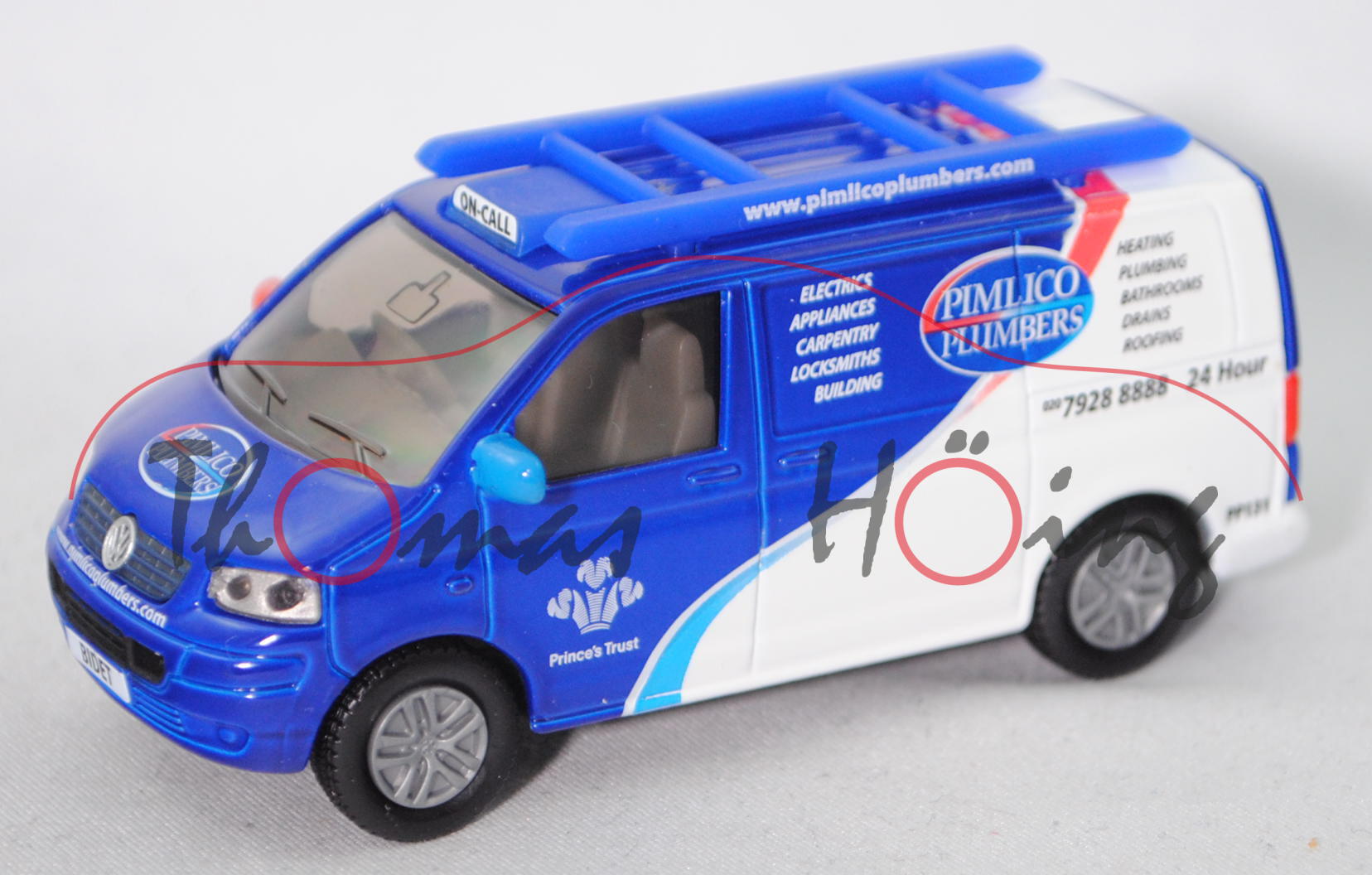 00605 VW T5 Transporter (Typ 7H, Mod. 2003-2009), blau/weiß, PIMPICO / PIMLICO / PP131 / BIDET, mb