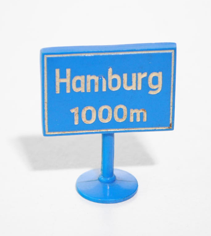 Hinweis vor Anschlußstelle Ausfahrt Hamburg in 1000 m (Hinweistafeln auf Autobahnen)