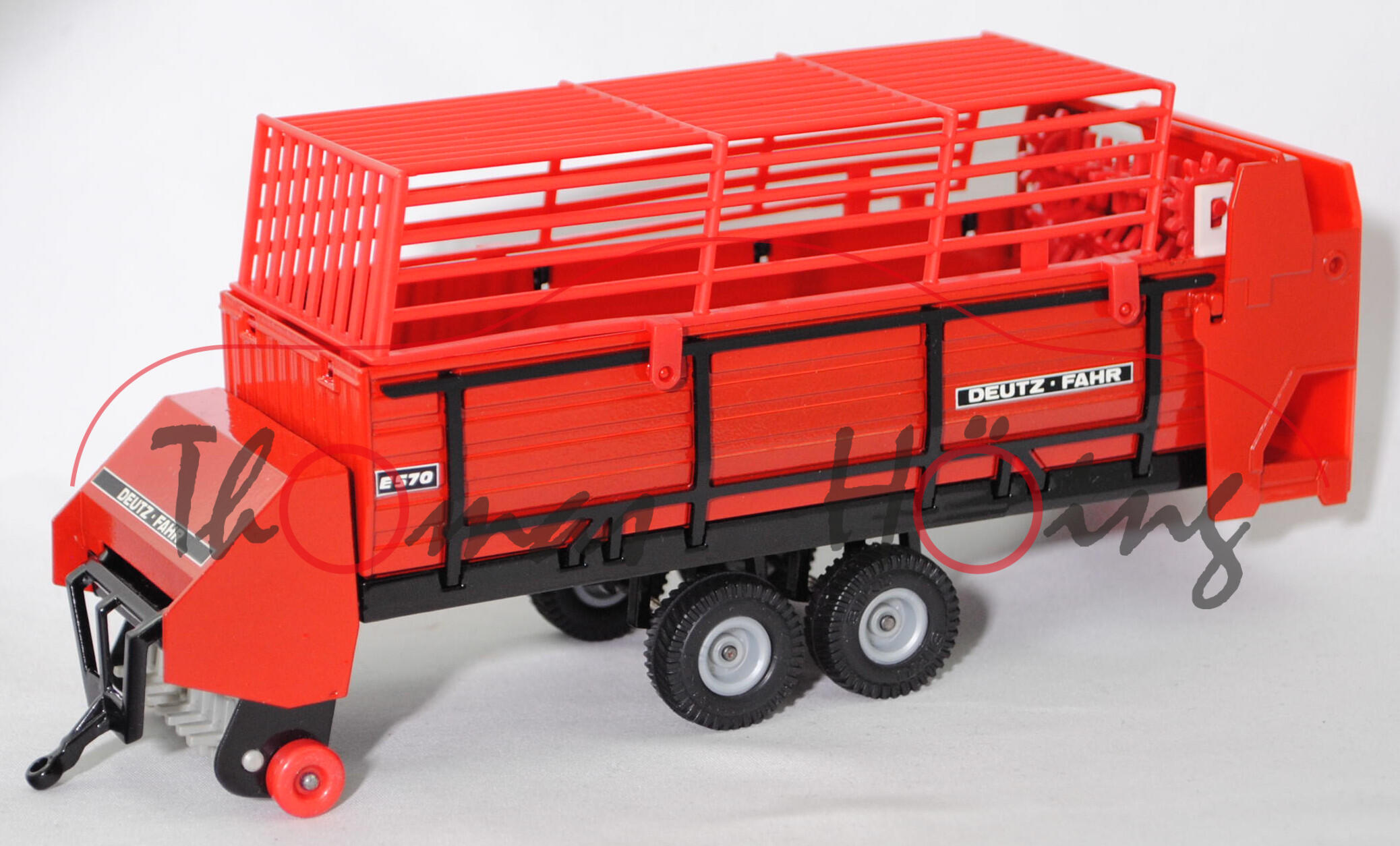 00003 DEUTZ-FAHR E570 8,0 t Ladewagen (E-Wagen, Modell 1983-1986), rot, SIKU FARMER 1:32, L11a