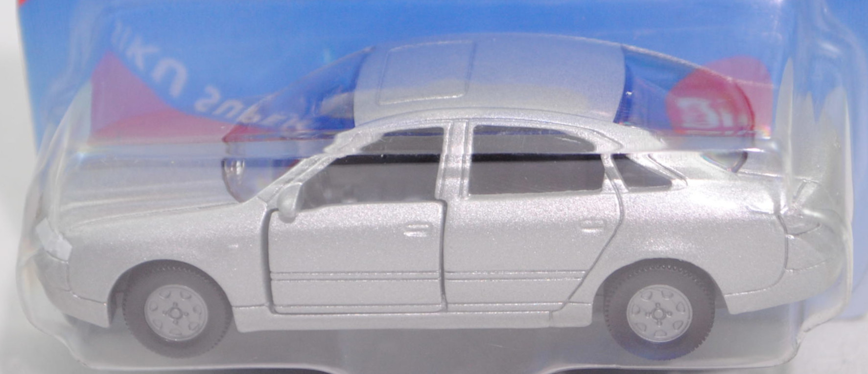 00003 Audi A6 1.9 TDI (Baureihe C5, Typ 4B, Modell 1997-2001), silbergraumetallic, SIKU, 1:53, P28a