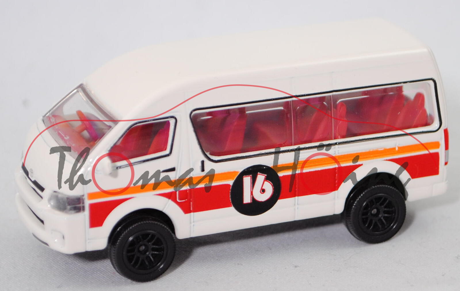 Toyota HiAce Commuter (Typ H200, Mod. 16-18) ADVANTURACE/OFFROAD, weiß, majorette, 1:69, mb