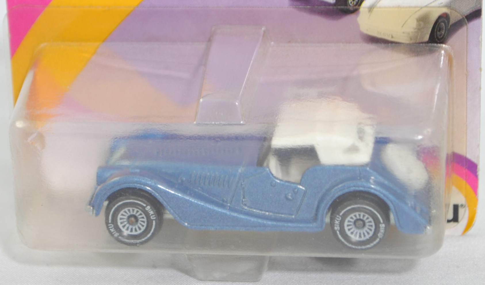 00000 Morgan Plus 8 3.5 V8 (1. Generation, Modell 1981-1987), hell-violettblaumetallic, innen reinweiß, W-Germ, ohne CE-Zeichen, B4, SIKU SUPER, 1:52, P23E