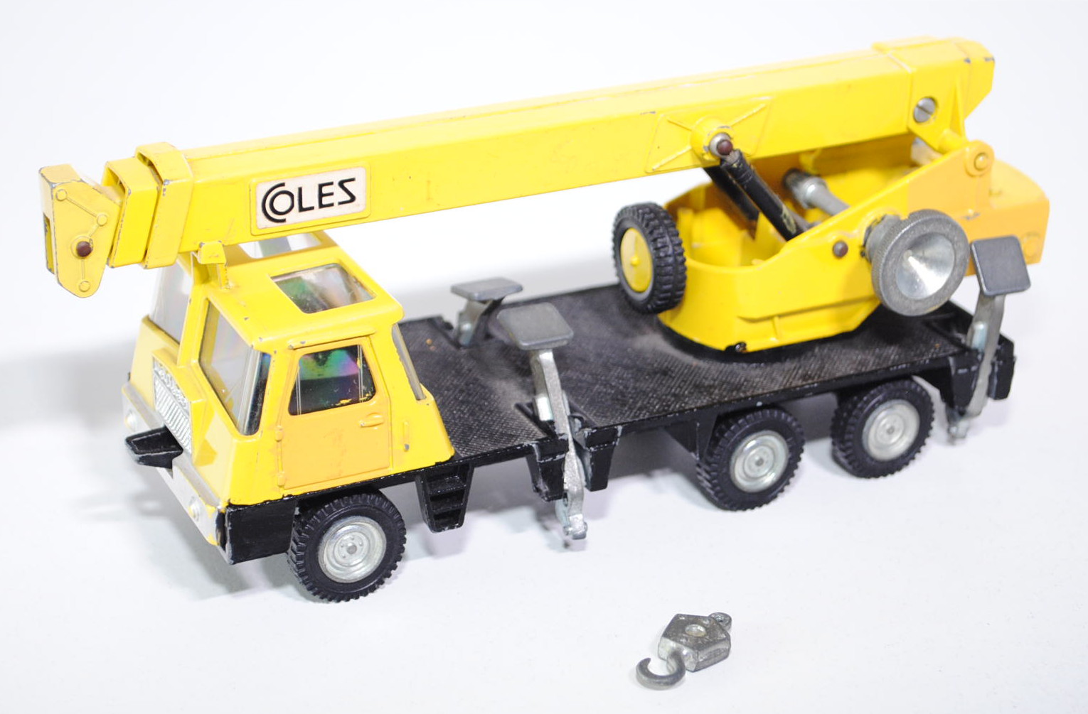 Coles Hydra Truck (Autokran), Modell 1972-1979, verkehrsgelb/schwarz, Seil weg, Haken vorhanden, DIN