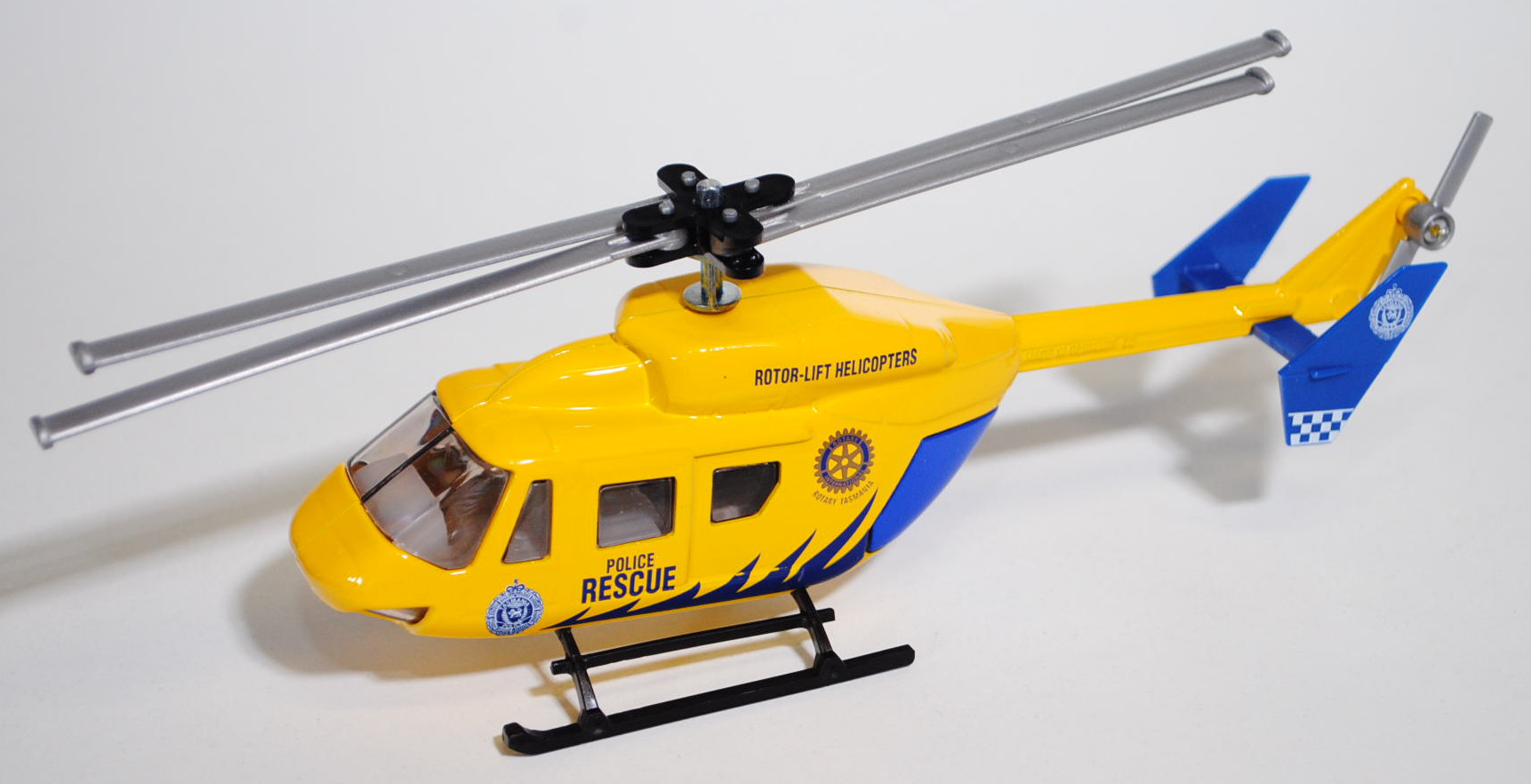 Rettungs-Hubschrauber BK 117, kadmiumgelb/ultramarinblau, ROTOR-LIFT HELICOPTERS / ROTARY / INTERNAT