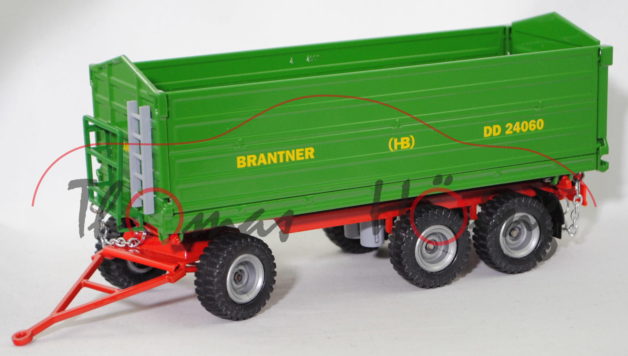 00002 HB BRANTNER Dreiachs-Dreiseitenkipper DD 24060/2 mit Stabilator-Aufbau, Aufbau smaragdgrün, Fahrgestell verkehrsrot, SIKU, 1:32, L17mP