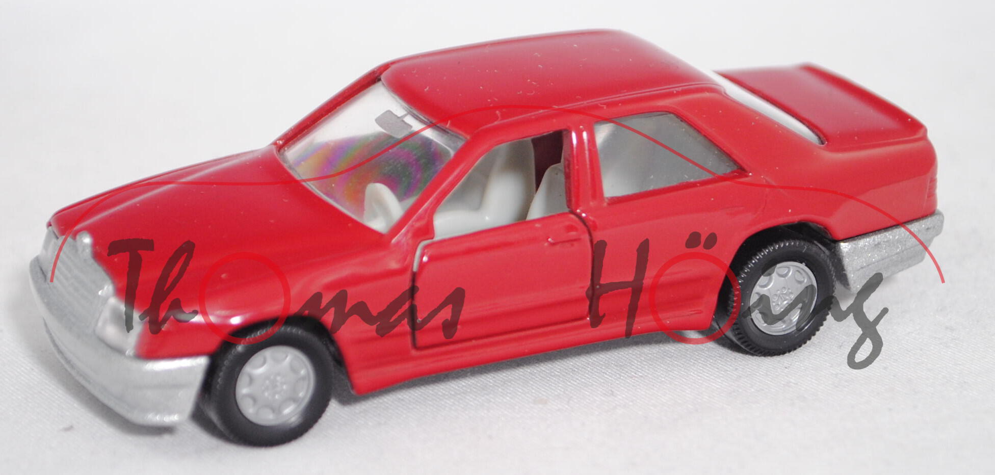 00012 Mercedes-Benz 300 E (W 124, Modell 1985-1986), rubinrot, innen grau, Chassis silber, Hong, B7