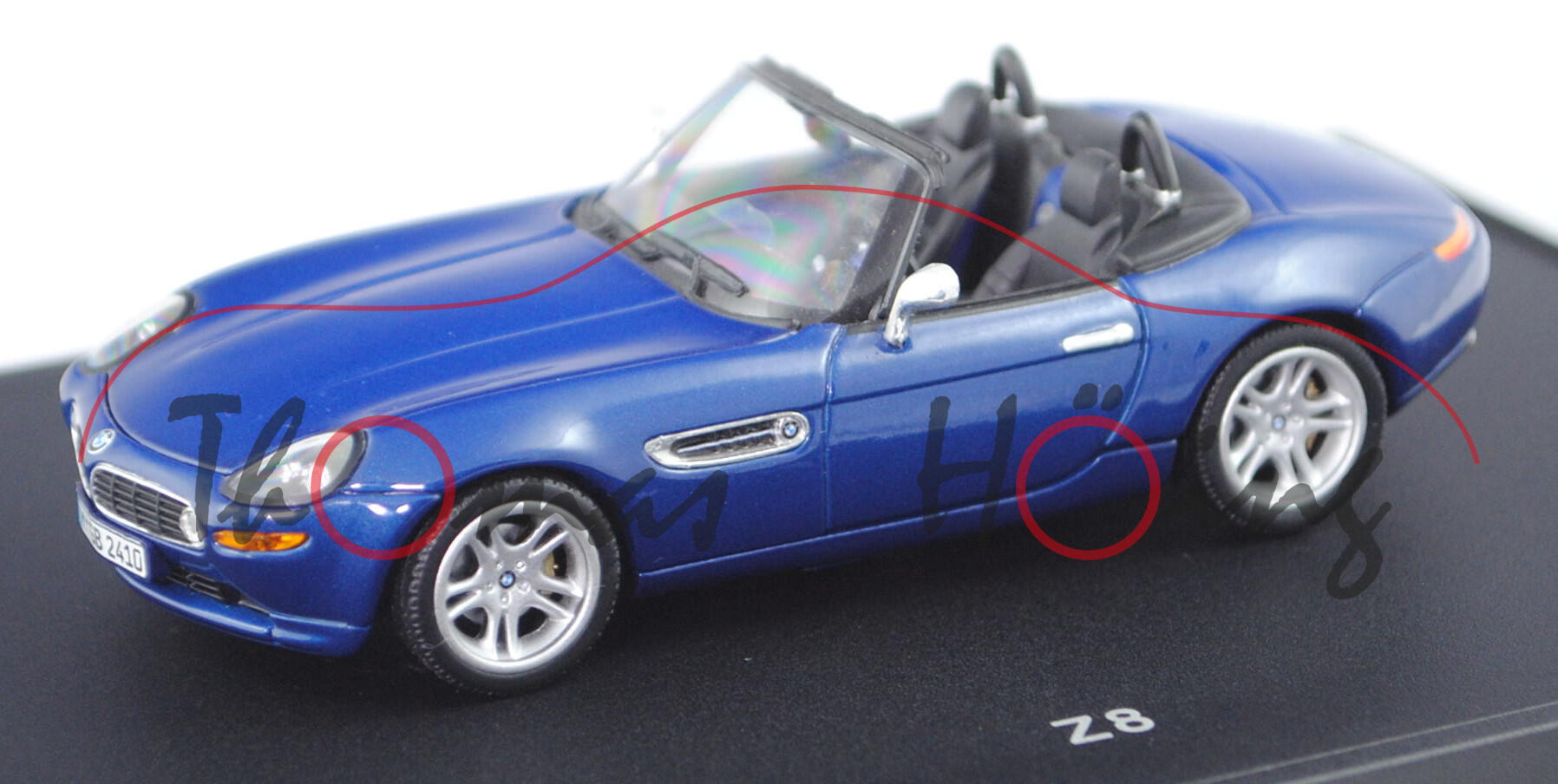 BMW Z8 (Baureihe E52, Typ Roadster, Mod. 2000-2003), topasblau metallic, Minichamps, 1:43, Werbebox