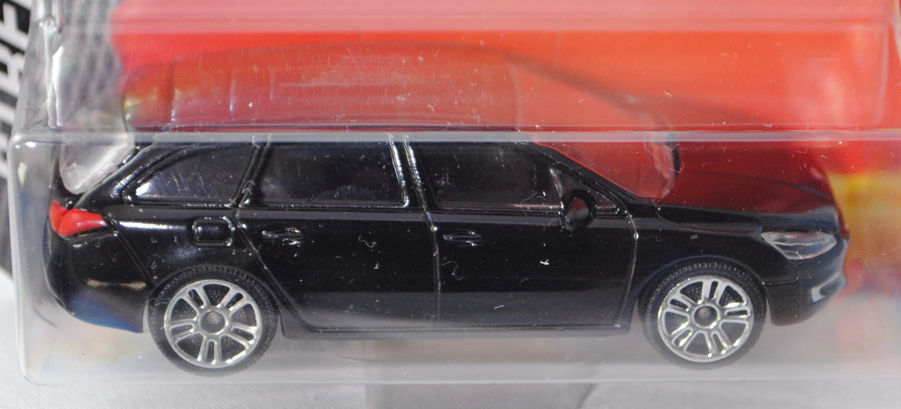 Peugeot 508 sw (Modell 2010-2014) (Nr. 205L), schwarz, Heckklappe zu öffnen, majorette, 1:62, Bliste