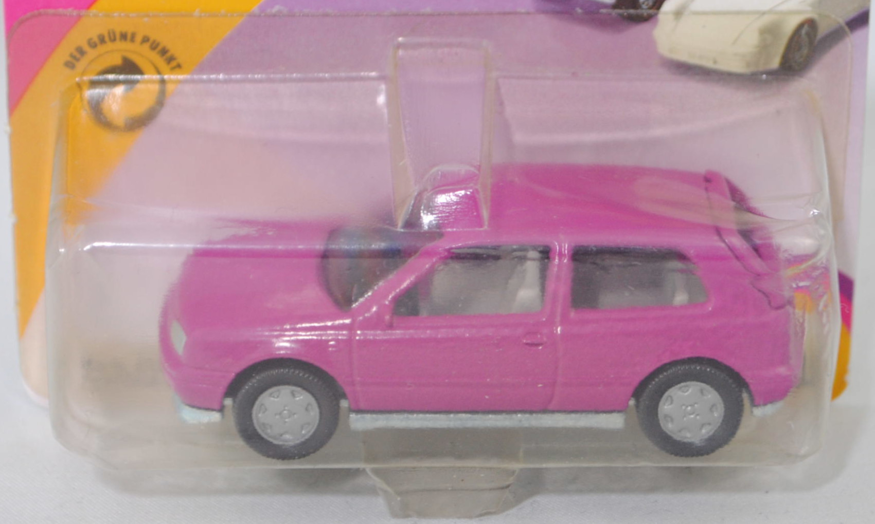 00000 VW Golf III 1.8 GL (Typ 1H, Vorfacelift, Modell 1991-1994), verkehrspurpur, innen grau, Lenkrad schwarz, Chassis chrom, Germ, Bpr. ohne Artikelnummer, SIKU SUPER, 1:56, P23 vergilbt