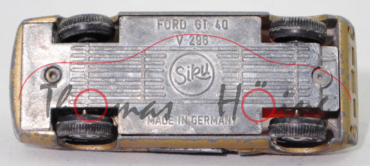 00003 Ford GT40 (Mk I bzw. Mark 1, Modell 1965-1967), Karosserie goldmetallic, Türen schwarz, Bpr. V 296 / Germ, Verglasung klar, R10 weiß, SIKU SUPER, 1:57, vsc