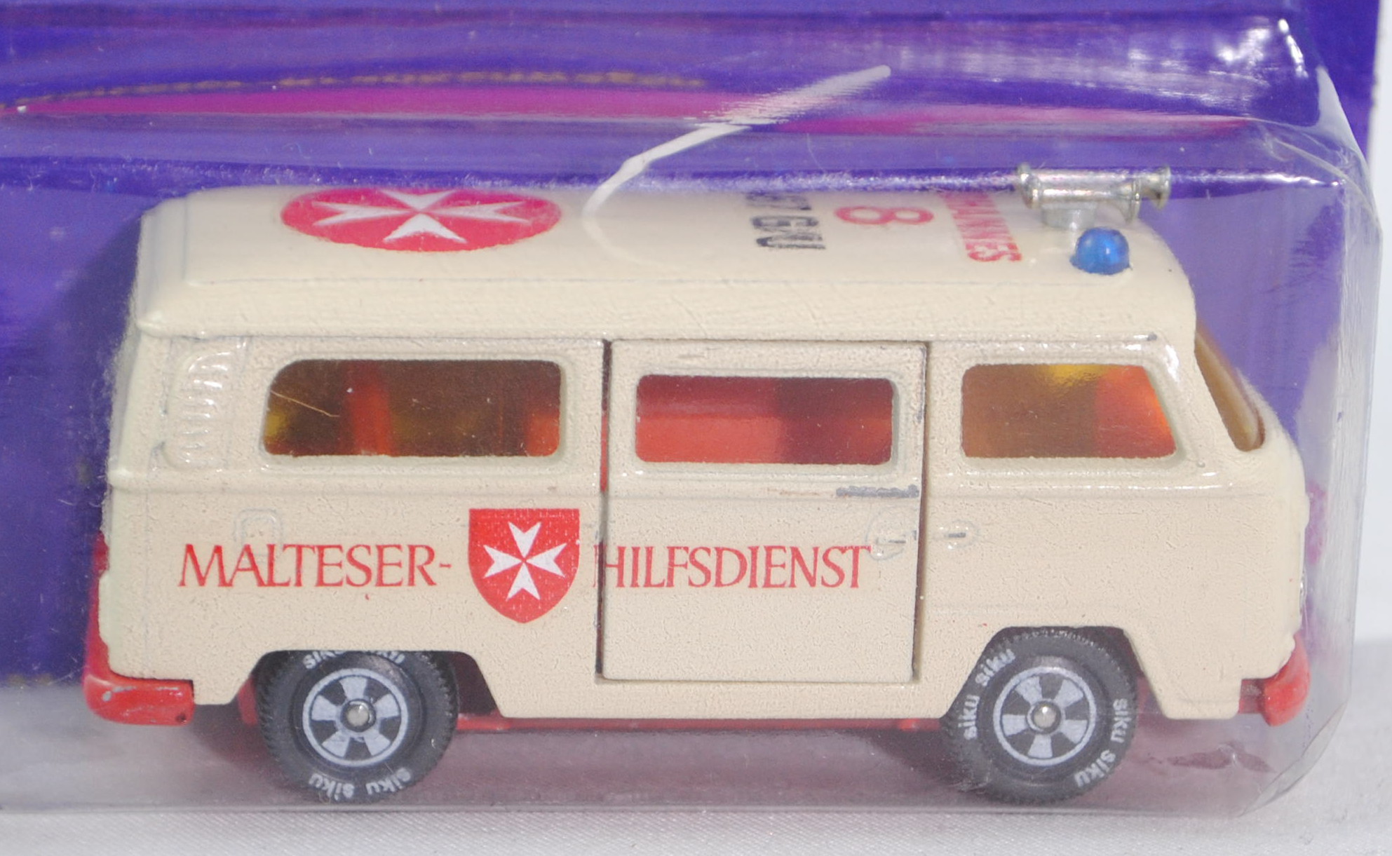 00001 VW Bus (Typ T2b, Mod. 72-79) Malteser-Krankenwagen, hellelfenbein, MALTESER- HILFSDIENST / JOH