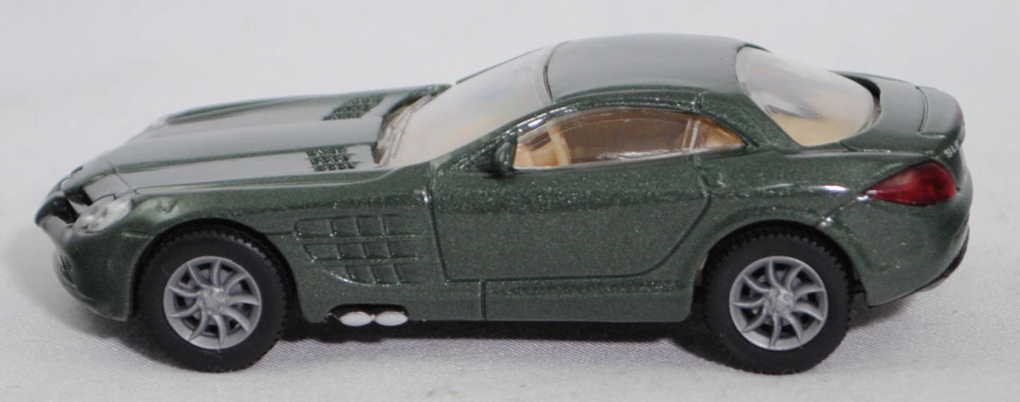 00007 Mercedes-Benz SLR McLaren (1. Generation, C 199, Modell 2004-2008), hell-chromoxydgrünmetallic, Bpr. 1004, B25a / B25b silbergrau, SIKU SUPER, 1:55, m