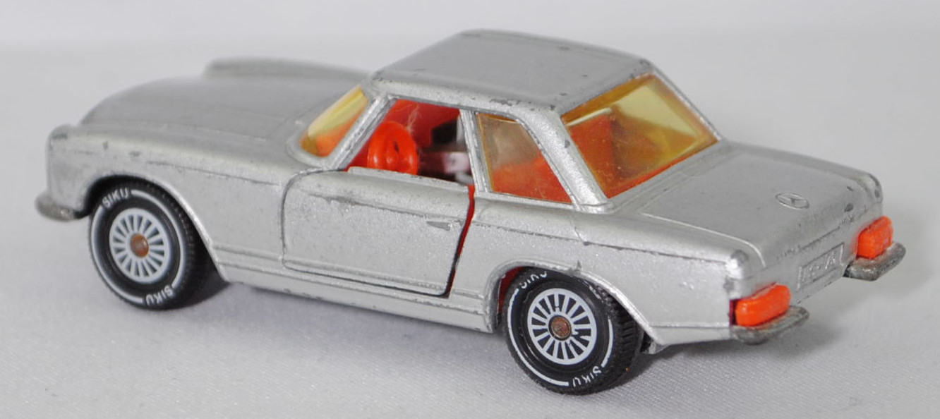 00006 Mercedes-Benz 280 SL (W 113, Pagode, Modell 1968-1971) mit Hardtop (Coupédach), silber, Bpr. V 302 / 1017, W-Germ, Verglasung gelb, R11 gerillt, SIKU SUPER, 1:60, vsc