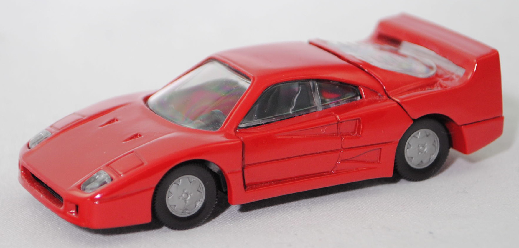 00004 Ferrari F40 (Typ F120, Modell 1987-1992), karminrot, Nummernschild hinten silber, Chassis schwarz, Hong, mit CE-Zeichen, B6, SIKU SUPER, 1:56, m