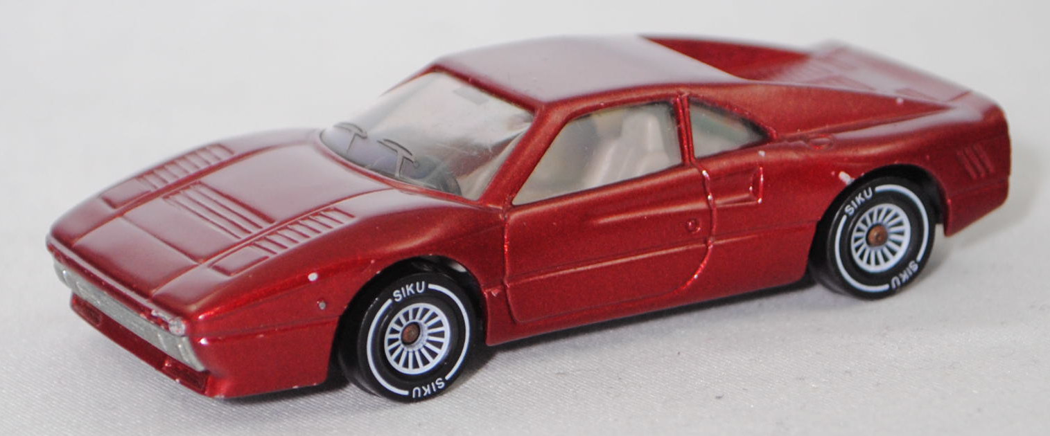 00005 Ferrari GTO (1. Generation, auch Ferrari 288 GTO genannt, F114, Modell 1984-1986), purpurrotmetallic, innen lichtgrau, Chassis chrom, W-Germ, SIKU SUPER, 1:55, m-