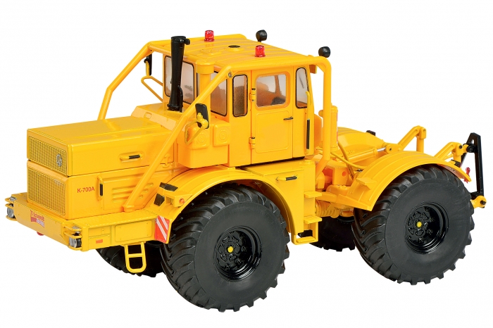 Kirovets Traktor K-700A, signalgelb, Schuco, 1:32, mb