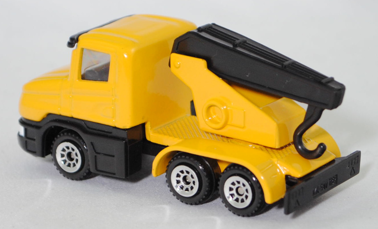 00003 Scania T114GB 6x4 NZ 340 (Serie 4, Fahrerhaustyp CT14, Modell 1995-1998) Abschleppwagen, gelb, Ausleger mit Abschlepphaken schwarz, C1 chrom, SIKU SUPER, 1:86, m