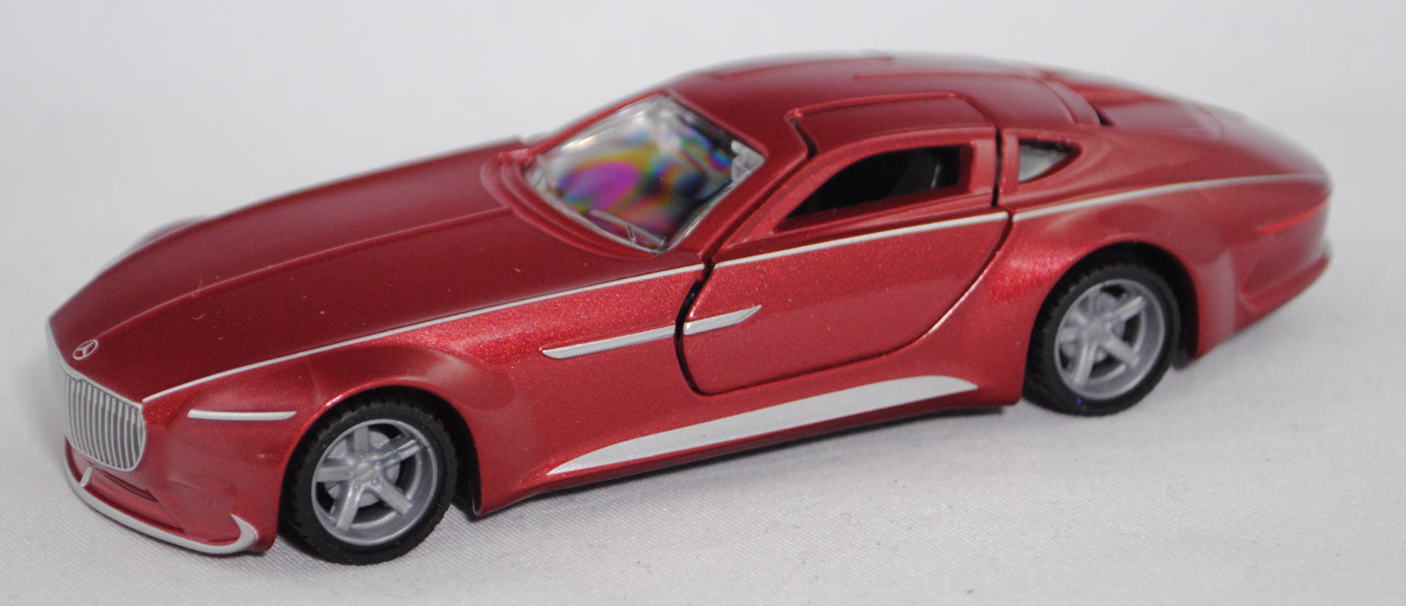 00000 Vision Mercedes-Maybach 6 (Typ 2-türiges Coupé, Modell 2016), rotmetallic, 1:50, L17mpK